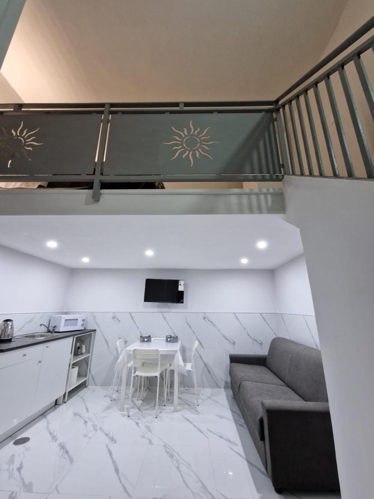 House Angiolina Bed & Breakfast Наполи Екстериор снимка